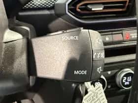 Dacia Sandero Stepway (2023) thumbnail 18