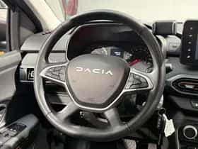 Dacia Sandero Stepway (2023) thumbnail 24