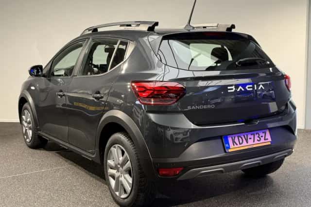 Dacia Sandero Stepway (2023) thumbnail 6