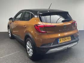 Renault Captur (2022) thumbnail 6