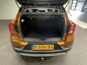Renault Captur (2022) thumbnail 9