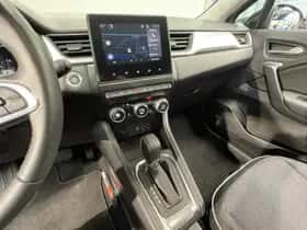 Renault Captur (2022) thumbnail 10