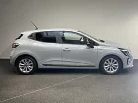 Renault Clio (2024) thumbnail 16
