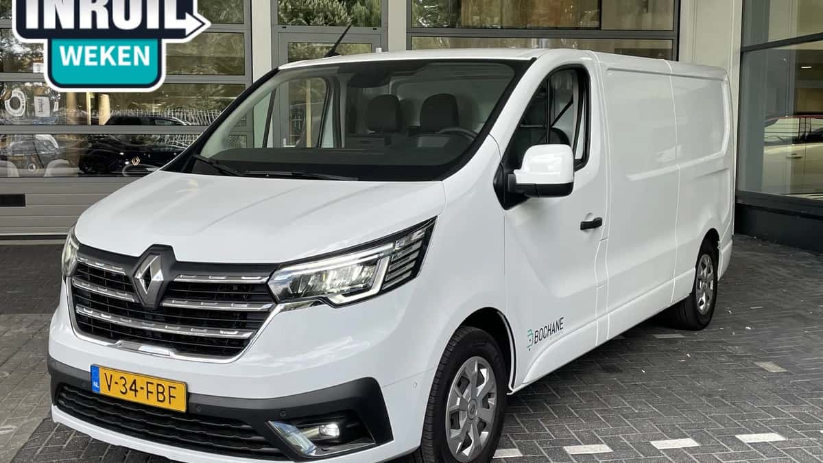 Renault Trafic (2024) — foto 1