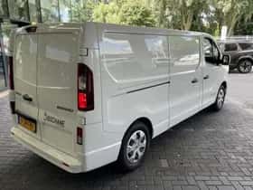 Renault Trafic (2024) thumbnail 4