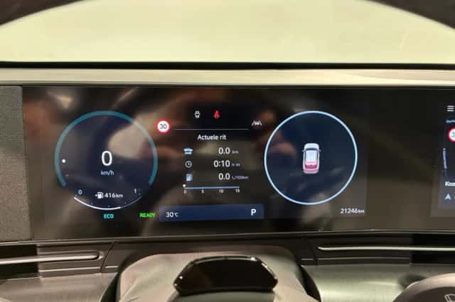 Hyundai Kona (2025) thumbnail 4