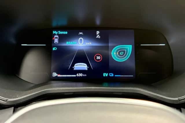 Renault Clio (2025) thumbnail 4