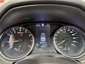 Nissan Qashqai (2021) thumbnail 4