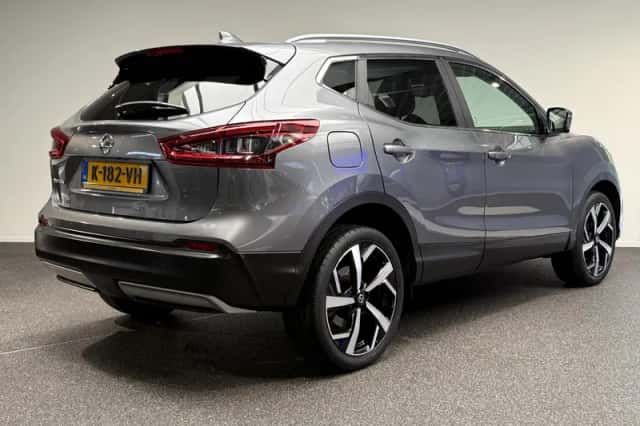 Nissan Qashqai (2021) thumbnail 2