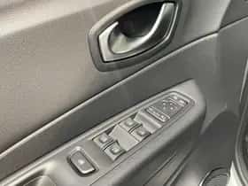 Renault Captur (2019) thumbnail 18
