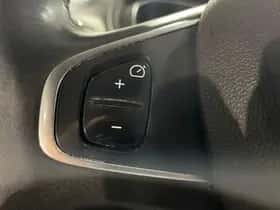 Renault Captur (2019) thumbnail 19