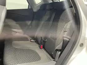 Renault Captur (2019) thumbnail 22