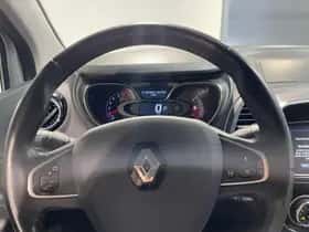 Renault Captur (2019) thumbnail 23