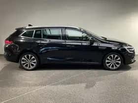 Renault Mégane (2023) thumbnail 17