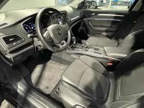Renault Mégane (2023) thumbnail 24