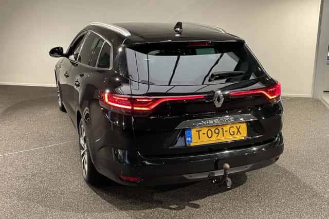 Renault Mégane (2023) thumbnail 6