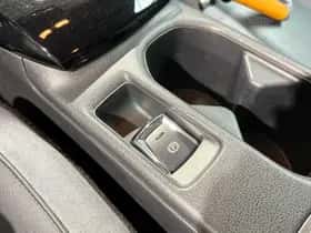 Nissan Leaf (2019) thumbnail 24