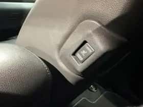 Nissan Leaf (2019) thumbnail 26