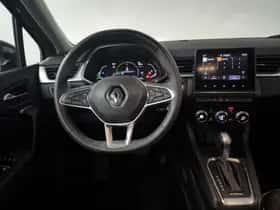 Renault Captur (2022) thumbnail 10