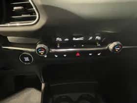 Mazda CX-30 (2021) thumbnail 11