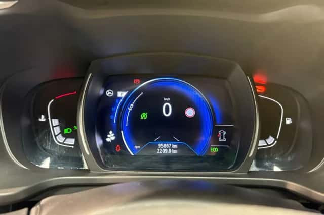 Renault Kadjar (2019) thumbnail 4