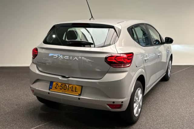 Dacia Sandero (2024) thumbnail 2