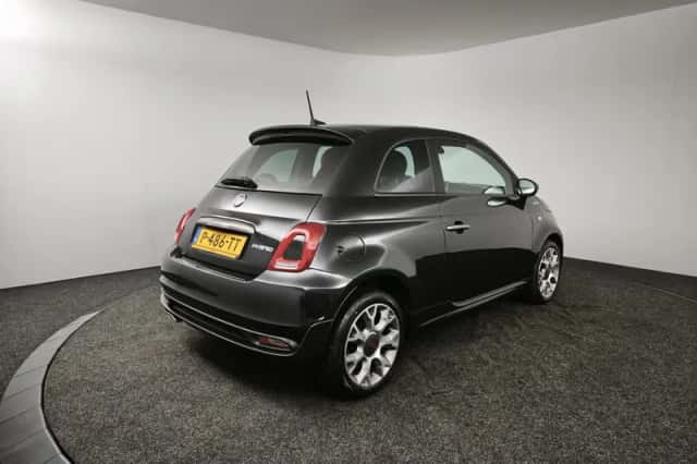 Fiat 500 (2022) thumbnail 2