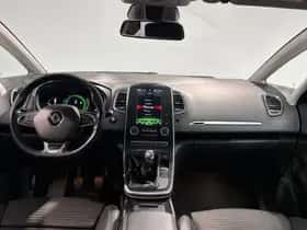 Renault Grand Scénic (2017) thumbnail 3