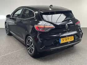 Renault Clio (2023) thumbnail 5