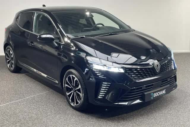 Renault Clio (2023) thumbnail 4