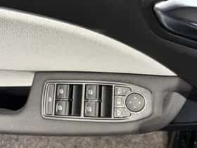 Renault Clio (2022) thumbnail 18