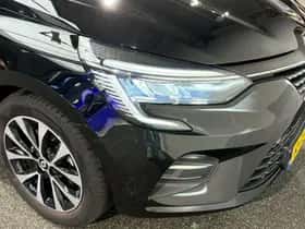 Renault Clio (2022) thumbnail 23