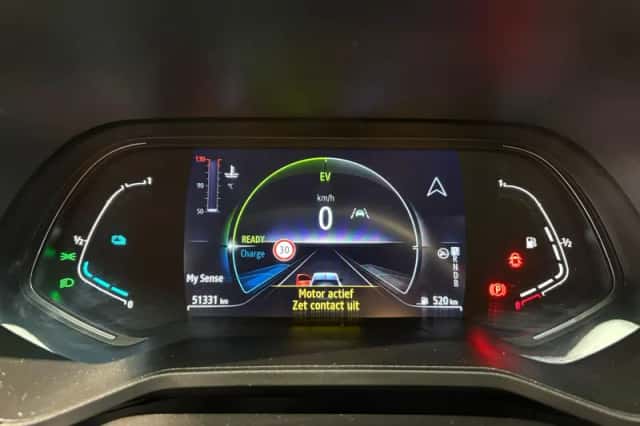 Renault Clio (2022) thumbnail 4