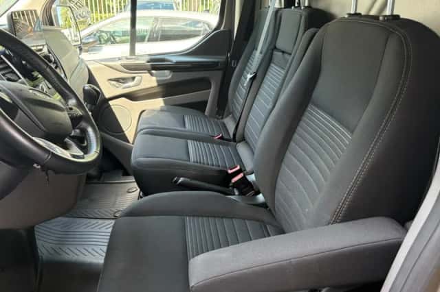 Ford Transit Custom (2022) thumbnail 4