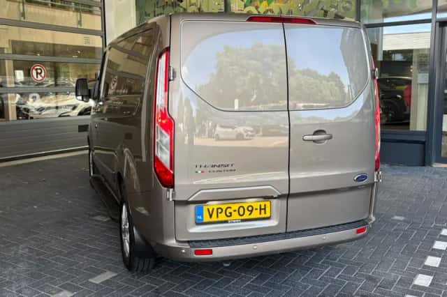 Ford Transit Custom (2022) thumbnail 3