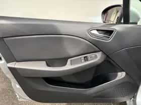 Renault Clio (2020) thumbnail 24