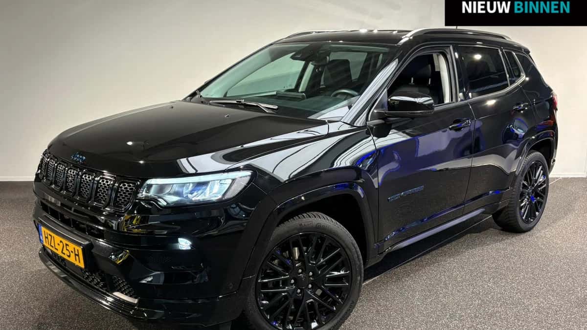 Jeep Compass (2022) — foto 1