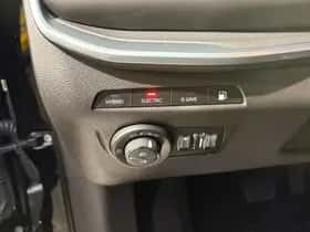 Jeep Compass (2022) thumbnail 26