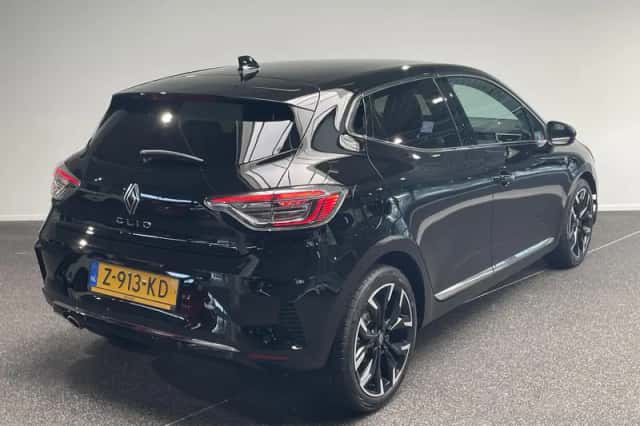 Renault Clio (2024) thumbnail 2