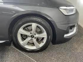 Audi A4 (2023) thumbnail 24