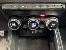 Renault Clio (2024) thumbnail 12