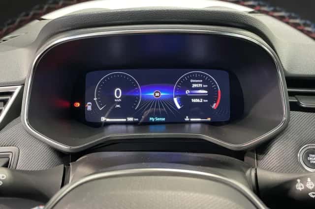 Renault Clio (2024) thumbnail 4