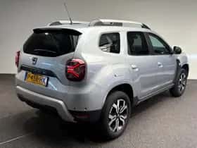 Dacia Duster (2022) thumbnail 2