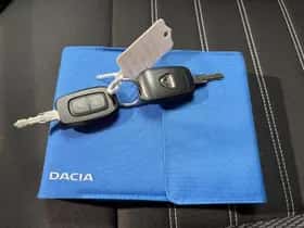 Dacia Duster (2022) thumbnail 11