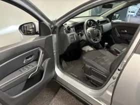 Dacia Duster (2022) thumbnail 19