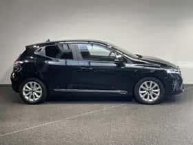 Renault Clio (2024) thumbnail 15