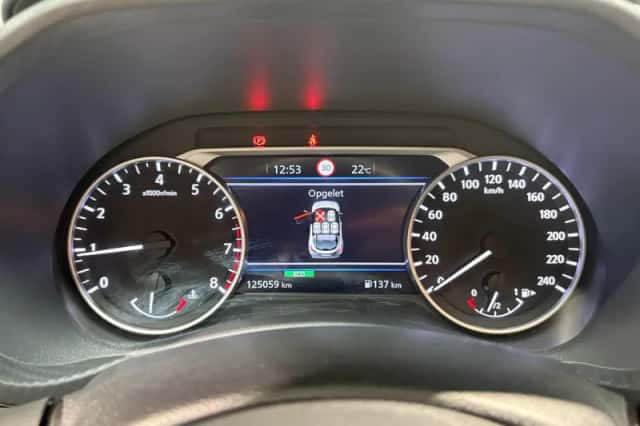 Nissan Juke (2022) thumbnail 4