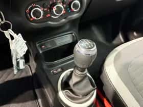 Renault Twingo (2020) thumbnail 16