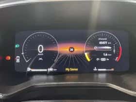 Renault Clio (2024) thumbnail 4