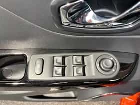 Renault Captur (2017) thumbnail 15